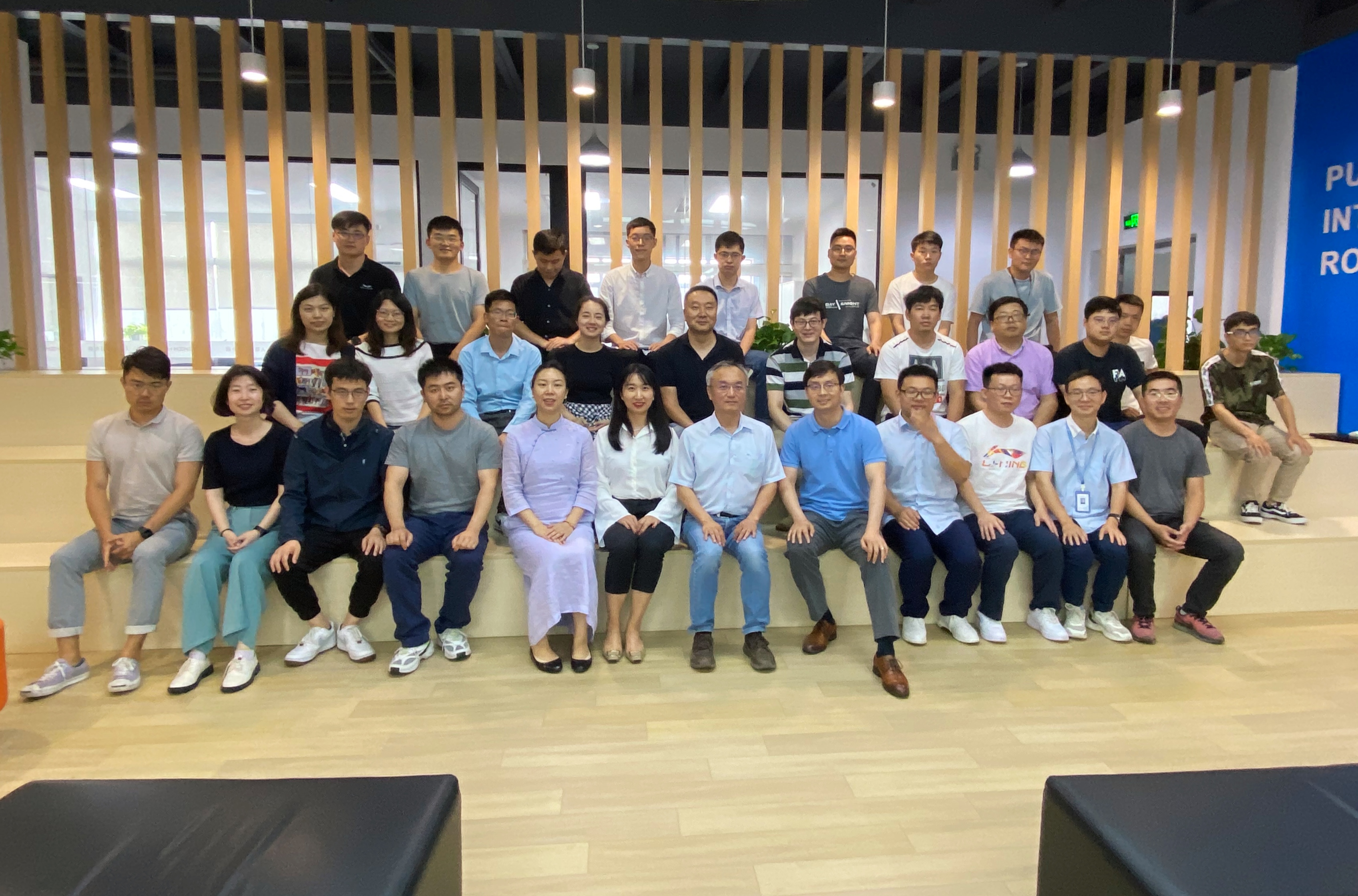 “大咖面對面” | 英特爾徐茂容老師受邀分享《AI應用落地——創新、趨勢與經驗總結》