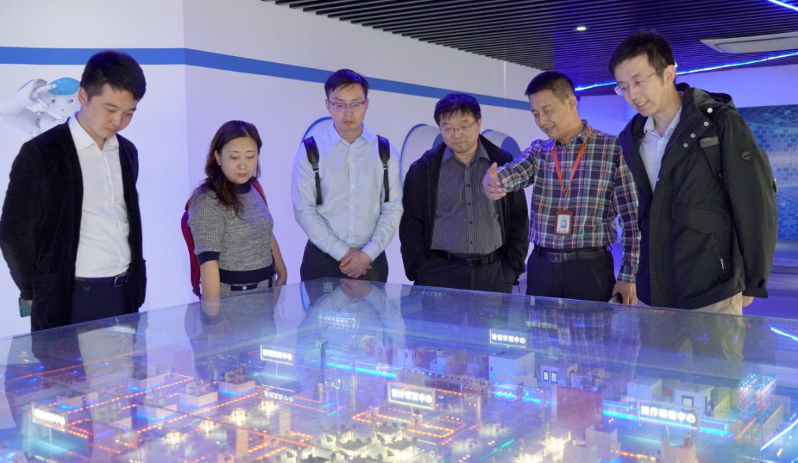 匯博機器人與梅卡曼德機器人簽訂教育行業獨家戰略合作協議